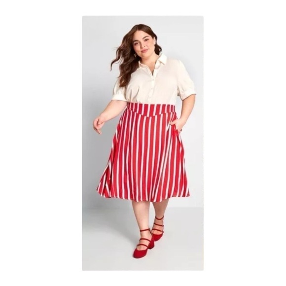 Modcloth x Collectif Ornella Yacht Stripe Skirt in Red NWT - Picture 1 of 8